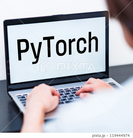 Python は PyTorch TensorFlow を備える 機械学習 向け プログラミング言語 Python は PyTorch TensorFlow を備える 機械学習 向け プログラミング言語 119444974