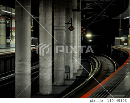 プラットフォーム 119449198