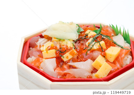 海鮮, 刺身, ネタ, 魚介類, 海鮮丼, 和食, 料理, 丼もの, 寿司, マグロ, サーモン 海鮮, 刺身, ネタ, 魚介類, 海鮮丼, 和食, 料理, 丼もの, 寿司, マグロ, サーモン 119449719