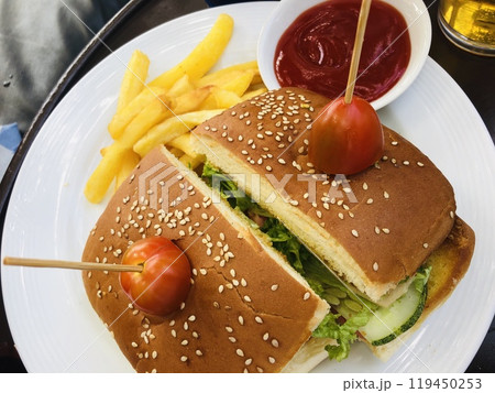 大きなハンバーガー 大きなハンバーガー 119450253