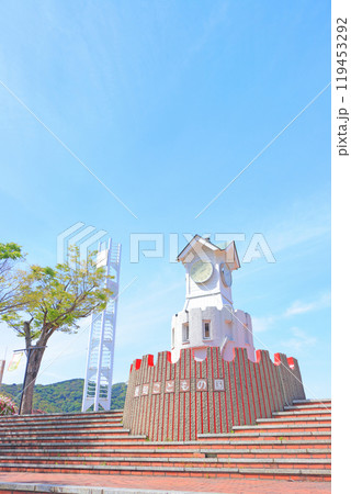 愛知県西尾市、愛知こどもの国中央広場の風景 愛知県西尾市、愛知こどもの国中央広場の風景 119453292
