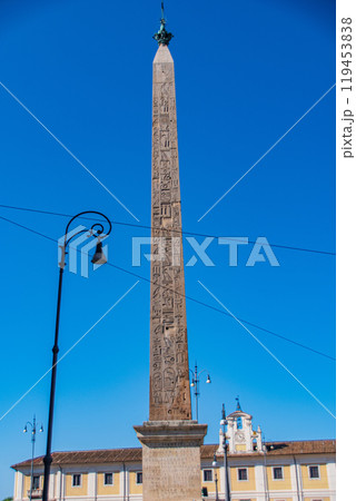 イタリアのローマの街並み 119453838