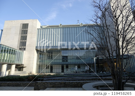 「国立国会図書館 国際子ども図書館」の中庭 「国立国会図書館 国際子ども図書館」の中庭 119458265