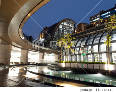 Twilight view of the Daan Park subway station Twilight view of the Daan Park subway station 119458341