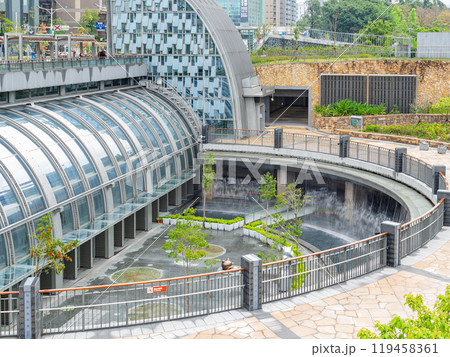 Daytime view of the Daan Park subway station Daytime view of the Daan Park subway station 119458361