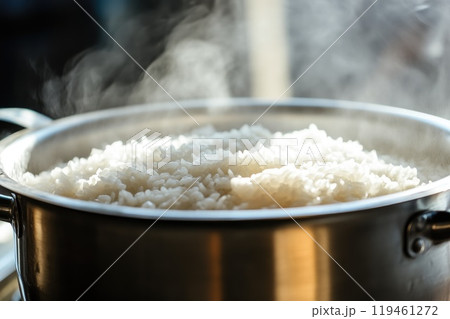 Texture of Rice as It Cooks in Water 119461272