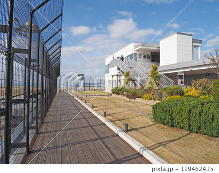 神戸空港の展望デッキ 119462415