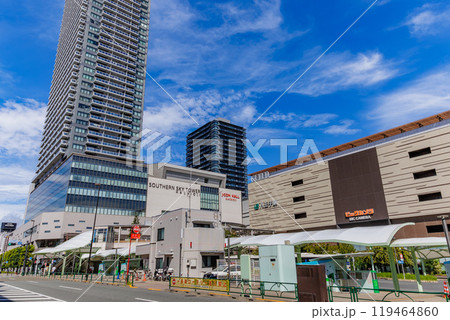 東京 八王子市 JR八王子駅 南口の都市風景 東京 八王子市 JR八王子駅 南口の都市風景 119464860
