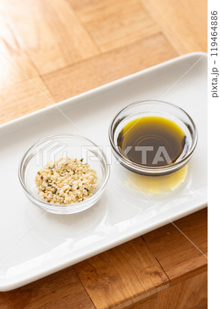 ヘンプシードとヘンプオイル ヘンプシードとヘンプオイル 119464886