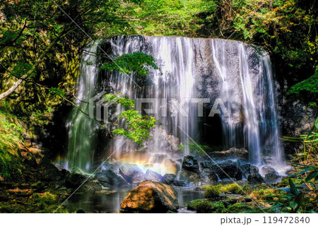 虹色の不動滝 119472840