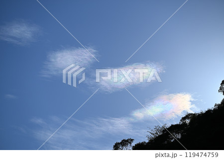 秋空と雲 119474759