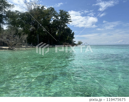 Mabul Island, the base for diving in Sipadan Island, Sabah state in Malaysia. Mabul Island, the base for diving in Sipadan Island, Sabah state in Malaysia. 119475675