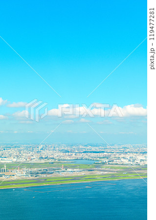 飛行機の窓からの景色 119477281