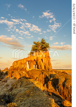 本山岬 くぐり岩 奇岩 本山岬 くぐり岩 奇岩 119477670