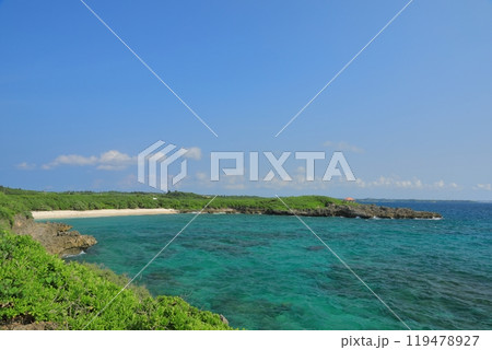 宮古島海中公園から望む美しい海岸線の風景 宮古島海中公園から望む美しい海岸線の風景 119478927
