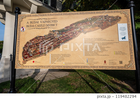 Budapest, Hungary. August 26, 2022. Tourist information board with a map of the historic center of Buda. The main tourist attractions are highlighted. 119482294