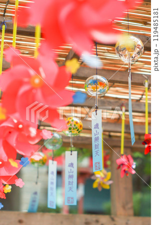 磯山弁財天の風鈴 119485181