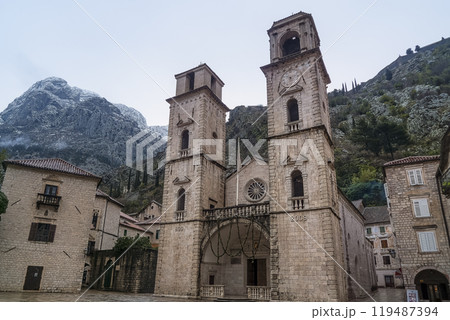 モンテネグロ・コトル　聖トリプン大聖堂　/　Kotor Cathedral, Montenegro 119487394