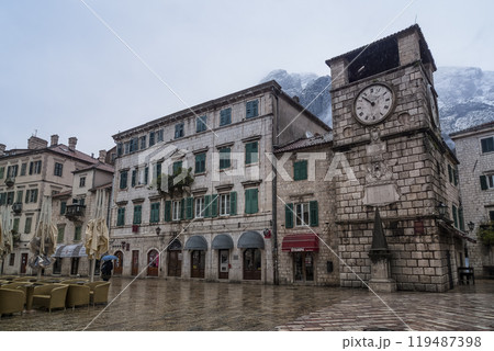 世界遺産、モンテネグロ・コトルの町並み / Kotor, Montenegro 世界遺産、モンテネグロ・コトルの町並み / Kotor, Montenegro 119487398