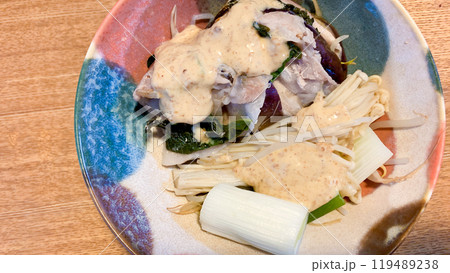 家庭で作る豚すき焼き定食 119489238
