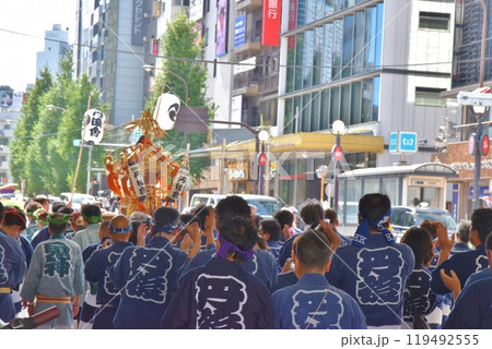 晴天の渋谷氷川神社例大祭　東京 119492555