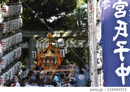 晴天の代々木八幡宮例大祭 東京 晴天の代々木八幡宮例大祭 東京 119493553
