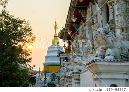 Beautiful pagodas and buddhas of Ayutthaya ruins at Wat Ratchaburana and Wat Phra Si Sanphet temple. 119498537