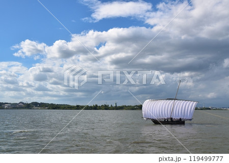晴天の霞ヶ浦の帆引船 茨城 晴天の霞ヶ浦の帆引船 茨城 119499777