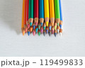 カラフルな色鉛筆 119499833