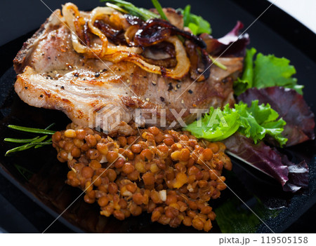Appetizing roasted pork chop 119505158