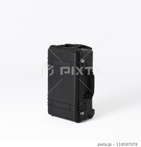 キャリーケース　ハードケース　白背景　正方形 119507078