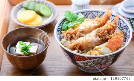 エビフライ丼 119507792