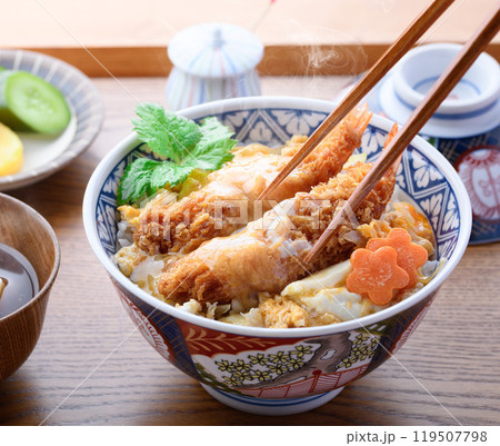 エビフライ丼 エビフライ丼 119507798