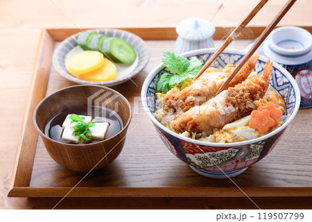 エビフライ丼 エビフライ丼 119507799