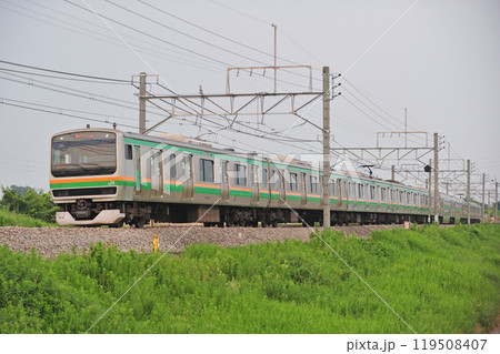 高崎線 岡部ー本庄 JR東日本 E231系1000番台 U528編成(国府津) 高崎線 岡部ー本庄 JR東日本 E231系1000番台 U528編成(国府津) 119508407
