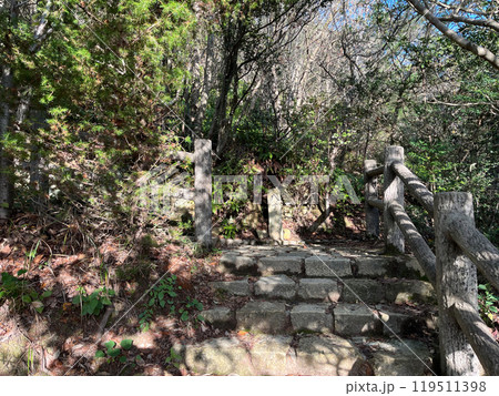 高御位山 成井登山口より八丁(兵庫県 加古川市) 高御位山 成井登山口より八丁(兵庫県 加古川市) 119511398