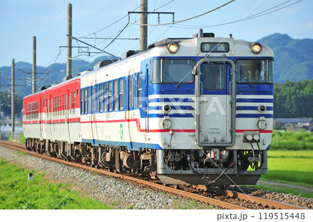 羽越本線　村上ー岩舟町　JR東日本　キハ47　キハ47-1516（新津） 119515448