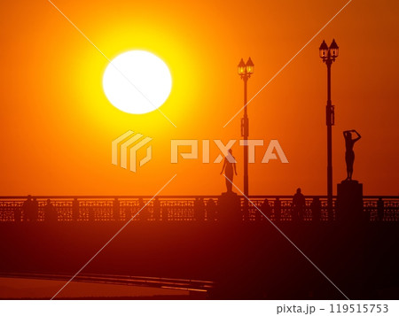 幣舞橋の夕焼け空 幣舞橋の夕焼け空 119515753
