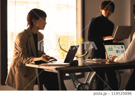 カジュアルビジネス 119520896