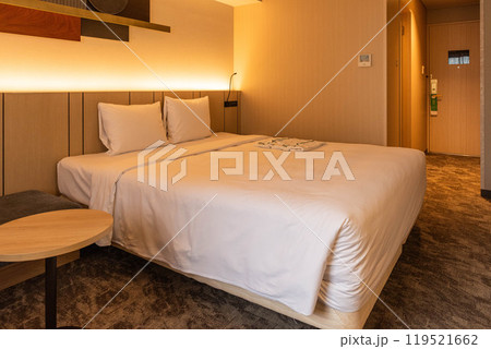 ホテル キングサイズのベッド ホテル キングサイズのベッド 119521662