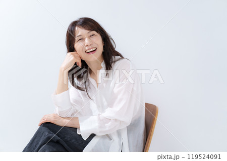 女性　ポートレート 119524091