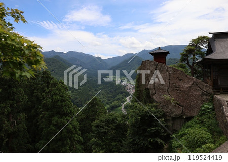 山寺の景色【山形】 119524419