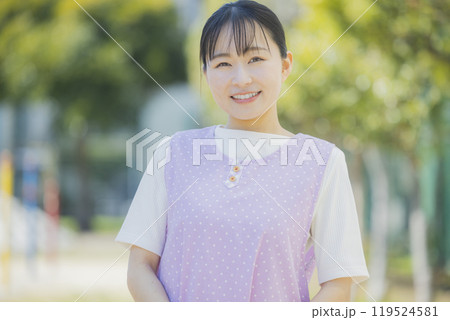 公園の保育士　 119524581