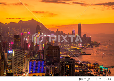 香港 紅香爐峰 (ホンヘンローフォンHung Heung Lo Fung) からの夜景 香港 紅香爐峰 (ホンヘンローフォンHung Heung Lo Fung) からの夜景 119524933