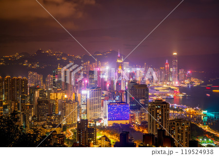 香港　紅香爐峰　（ホンヘンローフォンHung Heung Lo Fung）　からの夜景 119524938