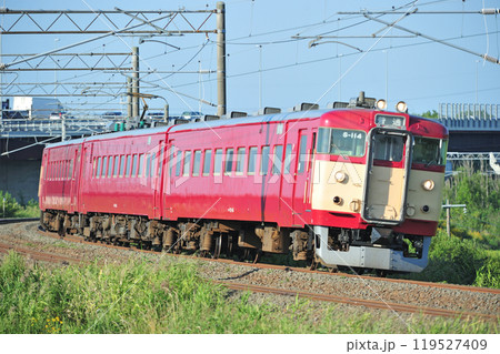 函館本線　豊幌－江別　JR北海道　711系　S-114編成（札幌） 119527409