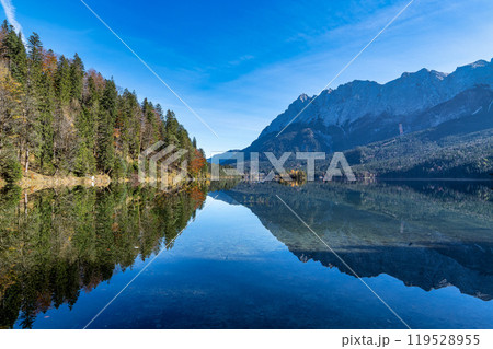Autumn colors in fall at lake Eibsee, Garmisch-Partenkirchen, Bavarian alps, Germany Autumn colors in fall at lake Eibsee, Garmisch-Partenkirchen, Bavarian alps, Germany 119528955