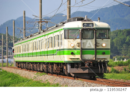 羽越本線　村上ー岩舟町　JR東日本　115系　L1編成（新潟） 119530247