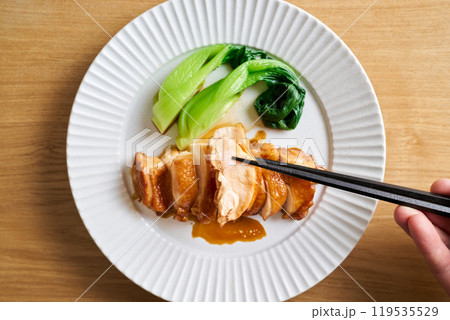 鶏もも肉の醤油煮 119535529