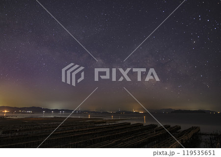 瀬戸内の冬の星景　昇る夏の天の川 119535651